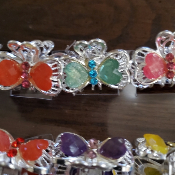 Mini Butterfly Clips - Picture 8 of 9